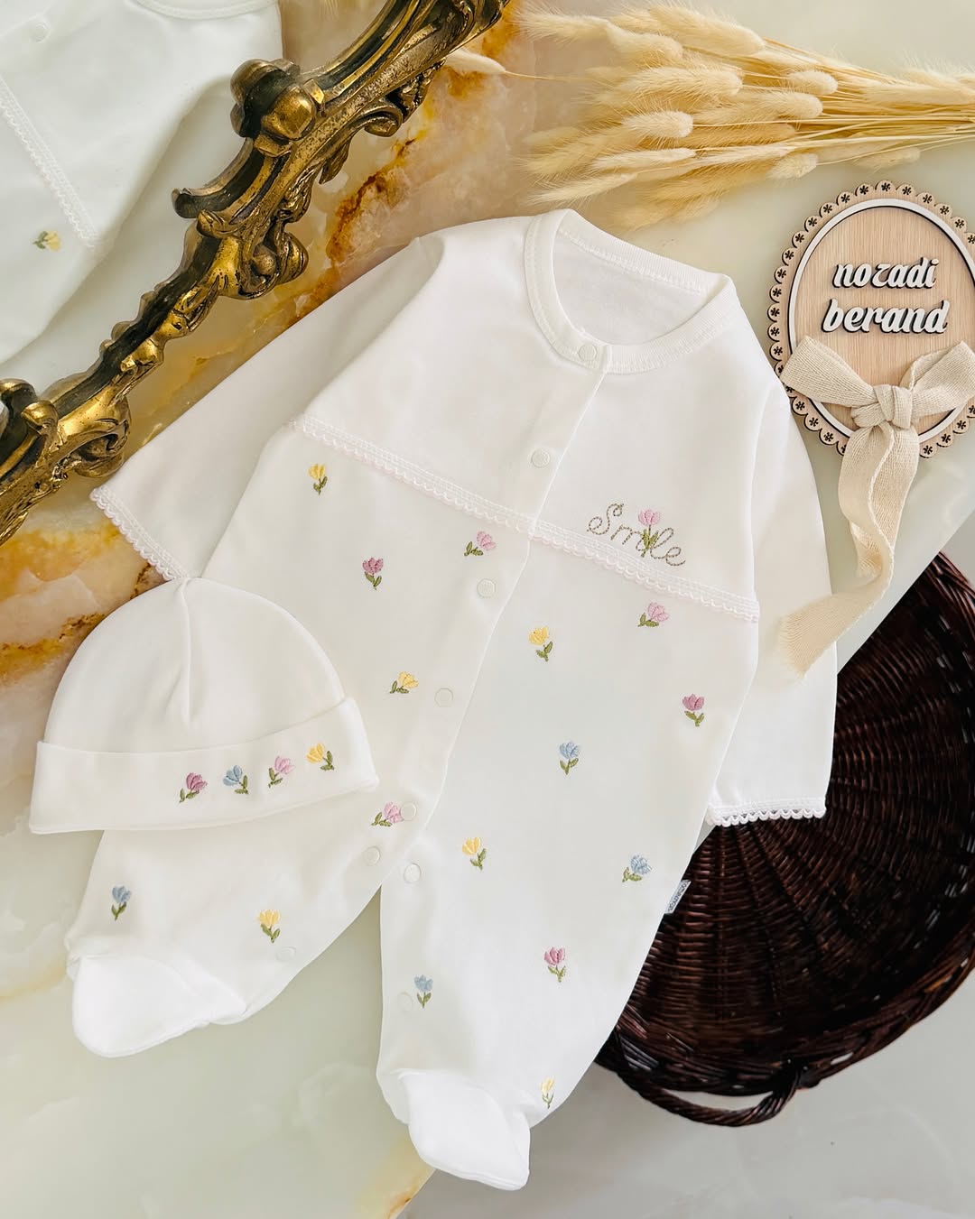 سرهمی و کلاه گلدوزی شده